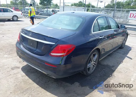 2017 Mercedes-Benz E 300 из США, поврежденный, VIN WDDZF4JB3HA155487